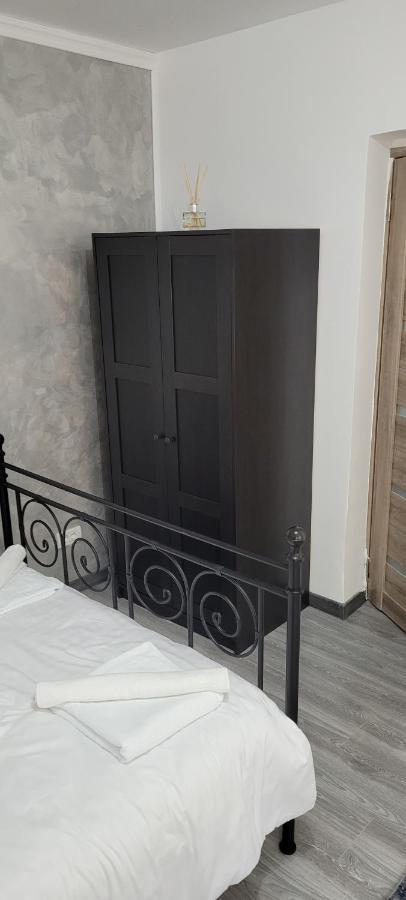 Apartament 2 camere-Andi 2 Baile Herculane Bagian luar foto
